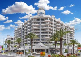 What Makes Broadbeach Perfect for a Family Weekend?